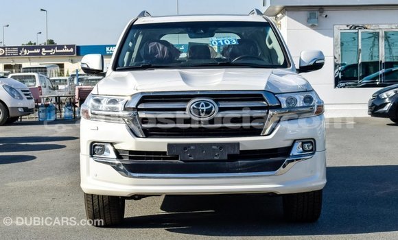 Buy Import Toyota Land Cruiser White Car in Import - Dubai in Anse-la-Raye Buy Import Toyota Land Cruiser White Car in Import - Dubai in Anse-la-Raye