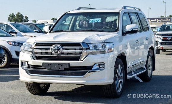 Buy Import Toyota Land Cruiser White Car in Import - Dubai in Anse-la-Raye Buy Import Toyota Land Cruiser White Car in Import - Dubai in Anse-la-Raye