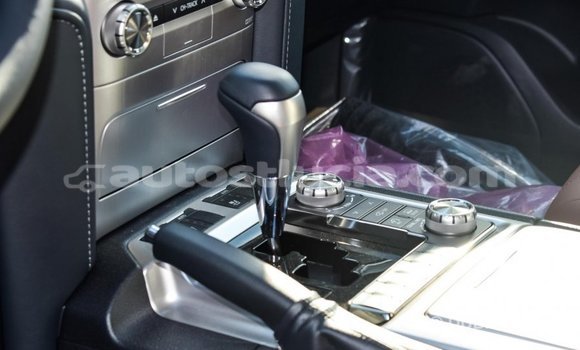 Buy Import Toyota Land Cruiser White Car in Import - Dubai in Anse-la-Raye Buy Import Toyota Land Cruiser White Car in Import - Dubai in Anse-la-Raye