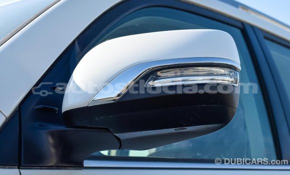 Buy Import Toyota Land Cruiser White Car in Import - Dubai in Anse-la-Raye Buy Import Toyota Land Cruiser White Car in Import - Dubai in Anse-la-Raye