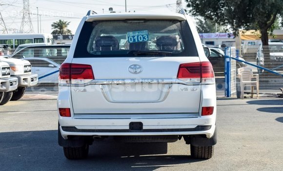 Buy Import Toyota Land Cruiser White Car in Import - Dubai in Anse-la-Raye Buy Import Toyota Land Cruiser White Car in Import - Dubai in Anse-la-Raye