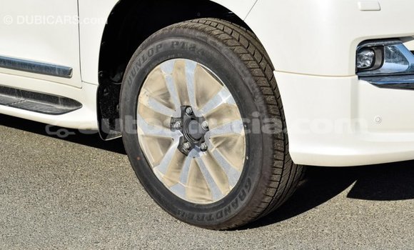 Buy Import Toyota Land Cruiser White Car in Import - Dubai in Anse-la-Raye Buy Import Toyota Land Cruiser White Car in Import - Dubai in Anse-la-Raye