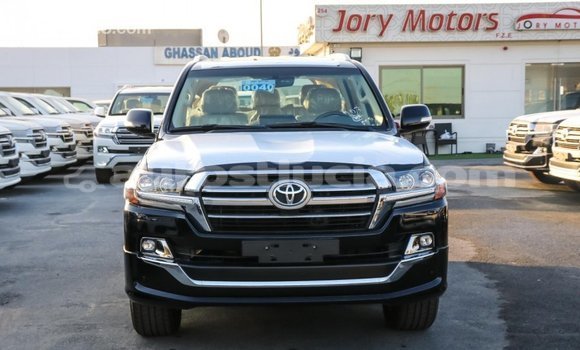Buy Import Toyota Land Cruiser Black Car in Import - Dubai in Anse-la-Raye Buy Import Toyota Land Cruiser Black Car in Import - Dubai in Anse-la-Raye