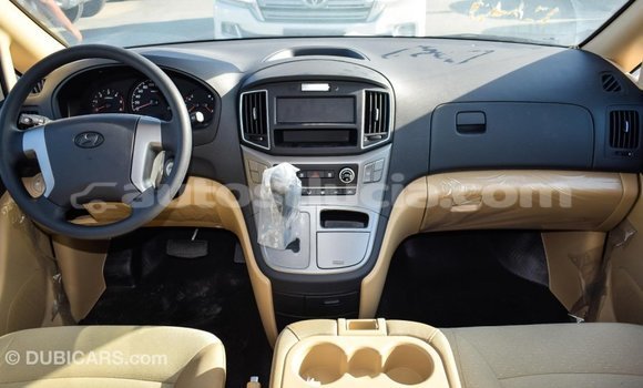 Acheter Import Voiture Hyundai Accent Blanc à Import - Dubai, Anse-la-Raye Acheter Import Voiture Hyundai Accent Blanc à Import - Dubai, Anse-la-Raye