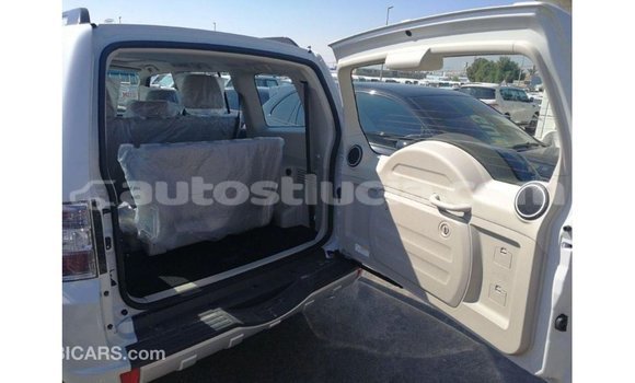 Buy Import Mitsubishi Pajero White Car in Import - Dubai in Anse-la-Raye Buy Import Mitsubishi Pajero White Car in Import - Dubai in Anse-la-Raye