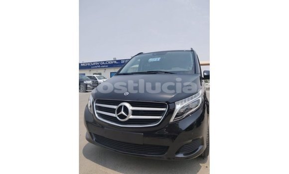 Acheter Import Voiture Mercedes-Benz 250 Noir à Import - Dubai, Anse-la-Raye Acheter Import Voiture Mercedes-Benz 250 Noir à Import - Dubai, Anse-la-Raye