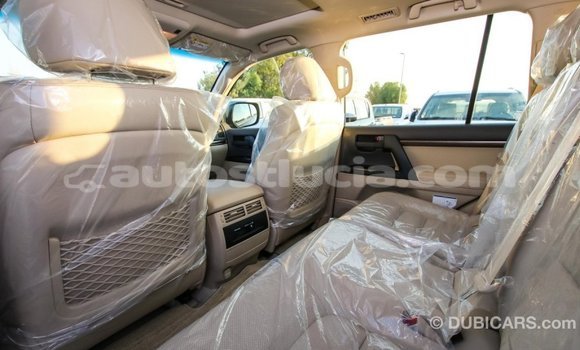 Buy Import Toyota Land Cruiser Black Car in Import - Dubai in Anse-la-Raye Buy Import Toyota Land Cruiser Black Car in Import - Dubai in Anse-la-Raye