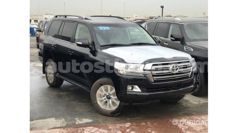 Big with watermark toyota land cruiser anse la raye import dubai 3002