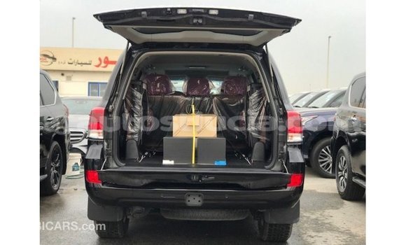 Buy Import Toyota Land Cruiser Black Car in Import - Dubai in Anse-la-Raye Buy Import Toyota Land Cruiser Black Car in Import - Dubai in Anse-la-Raye