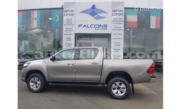 Buy Import Toyota Hilux Other Car in Import - Dubai in Anse-la-Raye Buy Import Toyota Hilux Other Car in Import - Dubai in Anse-la-Raye