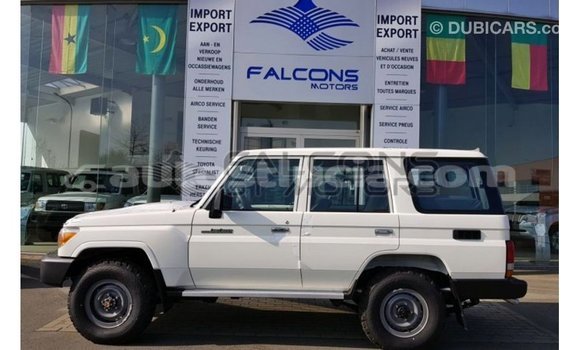 Buy Import Toyota Land Cruiser White Car in Import - Dubai in Anse-la-Raye Buy Import Toyota Land Cruiser White Car in Import - Dubai in Anse-la-Raye