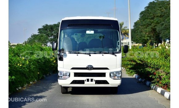 Acheter Import Voiture Toyota Coaster Blanc à Import - Dubai, Anse-la-Raye Acheter Import Voiture Toyota Coaster Blanc à Import - Dubai, Anse-la-Raye
