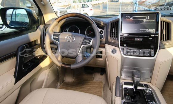 Buy Import Toyota Land Cruiser Black Car in Import - Dubai in Anse-la-Raye Buy Import Toyota Land Cruiser Black Car in Import - Dubai in Anse-la-Raye