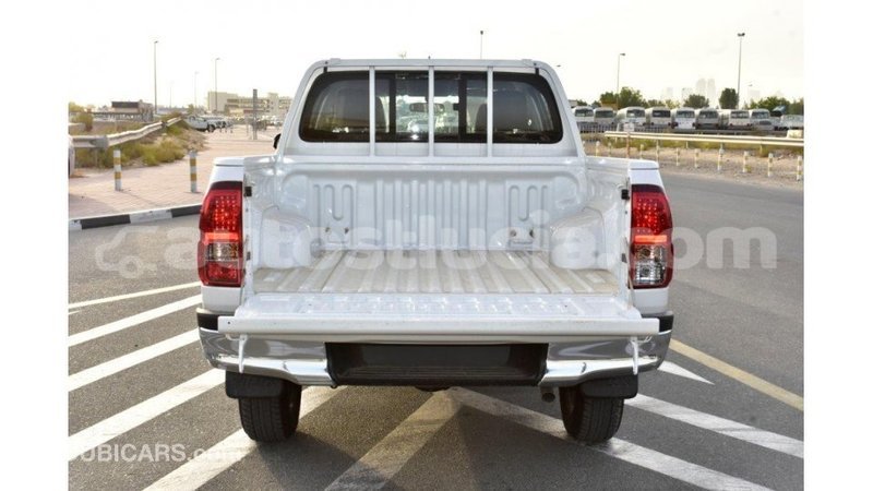 Big with watermark toyota hilux anse la raye import dubai 3010