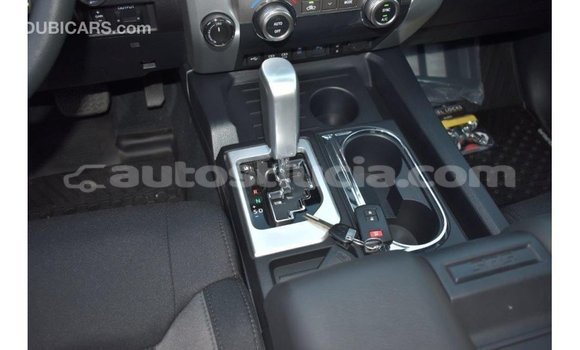 Acheter Import Voiture Toyota Tundra Blanc à Import - Dubai, Anse-la-Raye Acheter Import Voiture Toyota Tundra Blanc à Import - Dubai, Anse-la-Raye