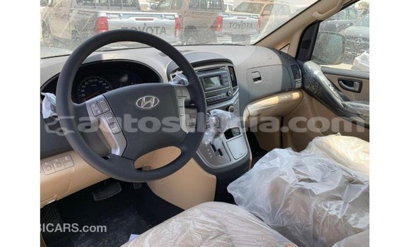 Buy Import Hyundai Accent White Car in Import - Dubai in Anse-la-Raye Buy Import Hyundai Accent White Car in Import - Dubai in Anse-la-Raye
