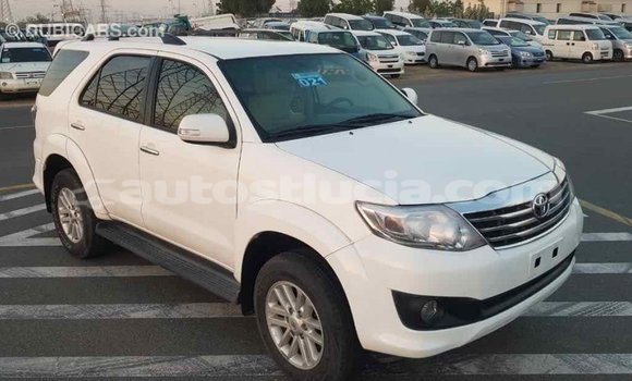 Buy Import Toyota Fortuner White Car in Import - Dubai in Anse-la-Raye Buy Import Toyota Fortuner White Car in Import - Dubai in Anse-la-Raye