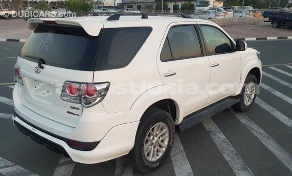 Buy Import Toyota Fortuner White Car in Import - Dubai in Anse-la-Raye Buy Import Toyota Fortuner White Car in Import - Dubai in Anse-la-Raye
