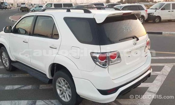 Buy Import Toyota Fortuner White Car in Import - Dubai in Anse-la-Raye Buy Import Toyota Fortuner White Car in Import - Dubai in Anse-la-Raye