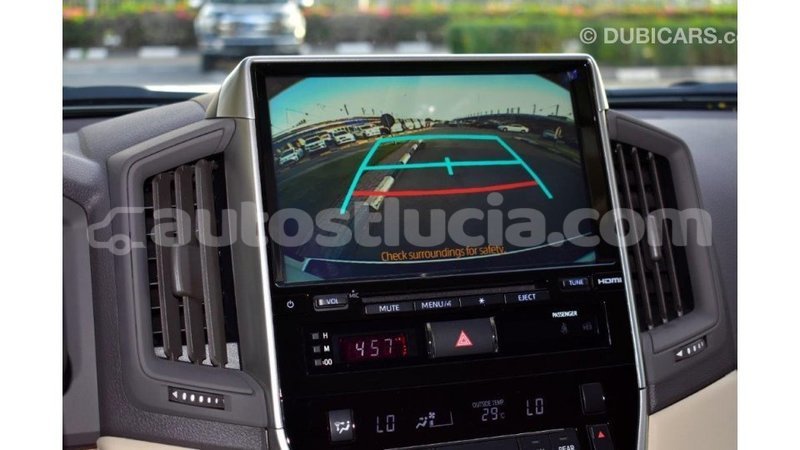 Big with watermark toyota land cruiser anse la raye import dubai 3015