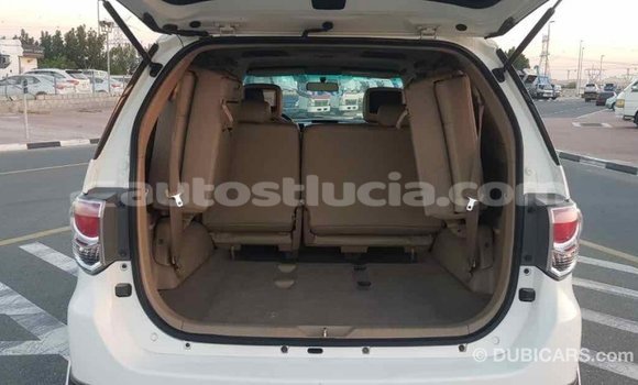 Buy Import Toyota Fortuner White Car in Import - Dubai in Anse-la-Raye Buy Import Toyota Fortuner White Car in Import - Dubai in Anse-la-Raye