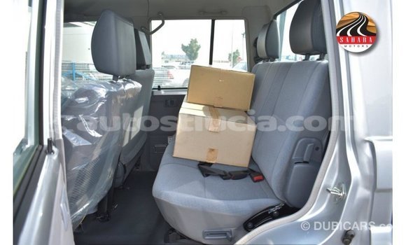 Acheter Import Voiture Toyota Land Cruiser Autre à Import - Dubai, Anse-la-Raye Acheter Import Voiture Toyota Land Cruiser Autre à Import - Dubai, Anse-la-Raye