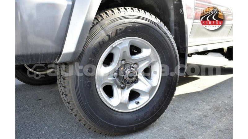 Big with watermark toyota land cruiser anse la raye import dubai 3023