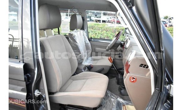 Acheter Import Voiture Toyota Land Cruiser Autre à Import - Dubai, Anse-la-Raye Acheter Import Voiture Toyota Land Cruiser Autre à Import - Dubai, Anse-la-Raye