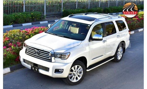 Acheter Import Voiture Toyota Sequoia Blanc à Import - Dubai, Anse-la-Raye Acheter Import Voiture Toyota Sequoia Blanc à Import - Dubai, Anse-la-Raye