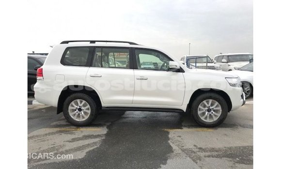 Buy Import Toyota Land Cruiser White Car in Import - Dubai in Anse-la-Raye Buy Import Toyota Land Cruiser White Car in Import - Dubai in Anse-la-Raye