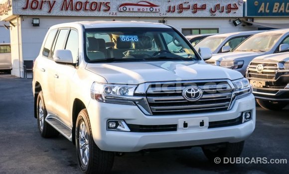 Buy Import Toyota Land Cruiser White Car in Import - Dubai in Anse-la-Raye Buy Import Toyota Land Cruiser White Car in Import - Dubai in Anse-la-Raye