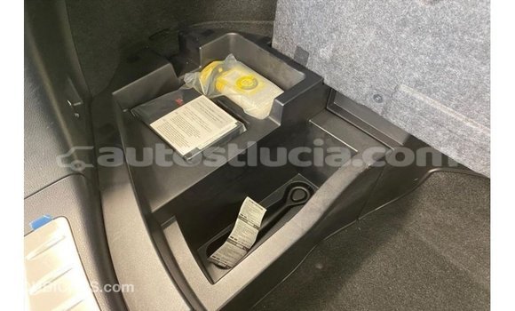 Acheter Import Voiture Toyota Harrier Blanc à Import - Dubai, Anse-la-Raye Acheter Import Voiture Toyota Harrier Blanc à Import - Dubai, Anse-la-Raye