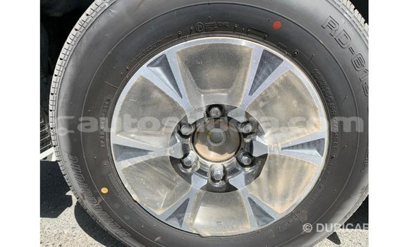 Buy Import Toyota Hiace White Car in Import - Dubai in Anse-la-Raye Buy Import Toyota Hiace White Car in Import - Dubai in Anse-la-Raye