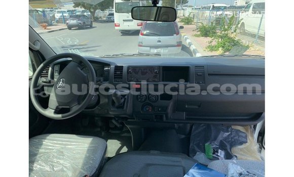 Buy Import Toyota Hiace White Car in Import - Dubai in Anse-la-Raye Buy Import Toyota Hiace White Car in Import - Dubai in Anse-la-Raye