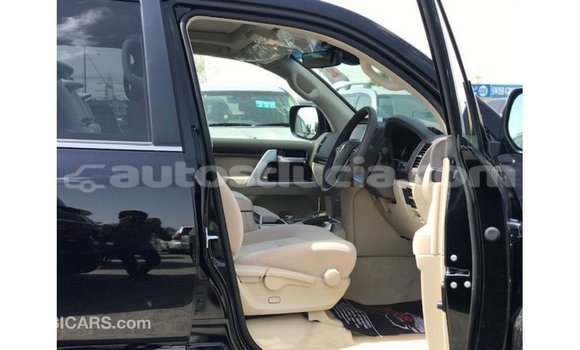 Buy Import Toyota Land Cruiser Black Car in Import - Dubai in Anse-la-Raye Buy Import Toyota Land Cruiser Black Car in Import - Dubai in Anse-la-Raye