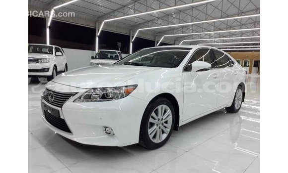 Buy Import Lexus ES White Car in Import - Dubai in Anse-la-Raye Buy Import Lexus ES White Car in Import - Dubai in Anse-la-Raye