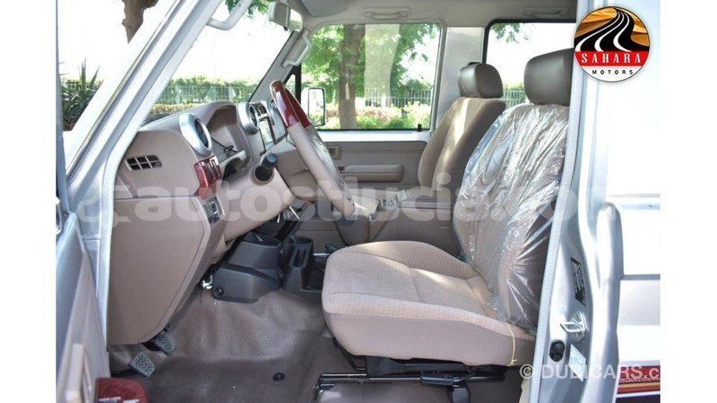 Big with watermark toyota land cruiser anse la raye import dubai 3049