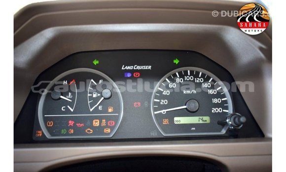 Acheter Import Voiture Toyota Land Cruiser Autre à Import - Dubai, Anse-la-Raye Acheter Import Voiture Toyota Land Cruiser Autre à Import - Dubai, Anse-la-Raye