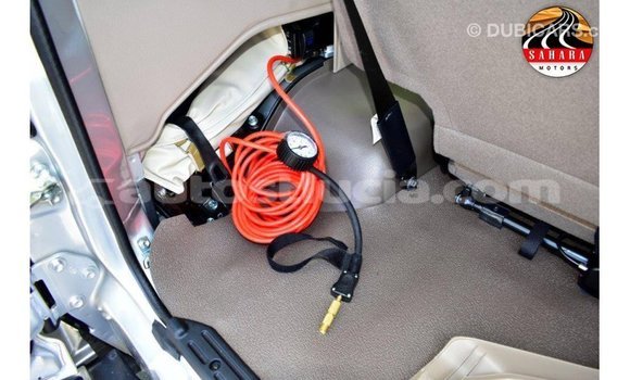 Acheter Import Voiture Toyota Land Cruiser Autre à Import - Dubai, Anse-la-Raye Acheter Import Voiture Toyota Land Cruiser Autre à Import - Dubai, Anse-la-Raye