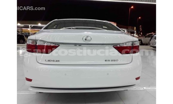 Buy Import Lexus ES White Car in Import - Dubai in Anse-la-Raye Buy Import Lexus ES White Car in Import - Dubai in Anse-la-Raye