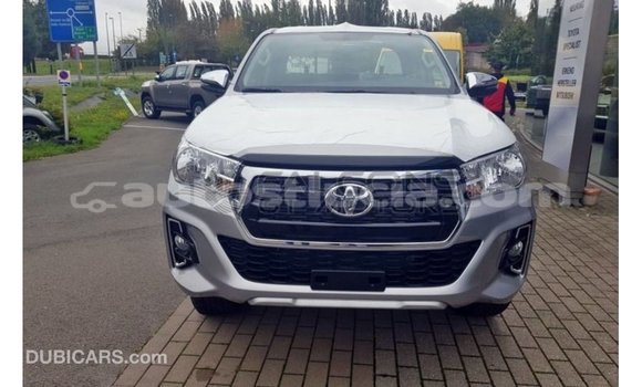 Buy Import Toyota Hilux Brown Car in Import - Dubai in Anse-la-Raye Buy Import Toyota Hilux Brown Car in Import - Dubai in Anse-la-Raye