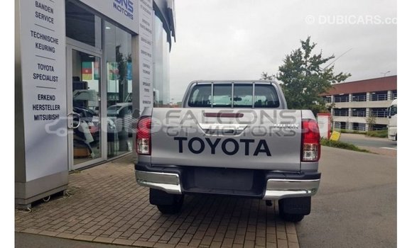 Buy Import Toyota Hilux Brown Car in Import - Dubai in Anse-la-Raye Buy Import Toyota Hilux Brown Car in Import - Dubai in Anse-la-Raye