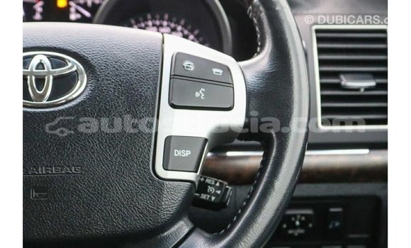 Buy Import Toyota Land Cruiser White Car in Import - Dubai in Anse-la-Raye Buy Import Toyota Land Cruiser White Car in Import - Dubai in Anse-la-Raye