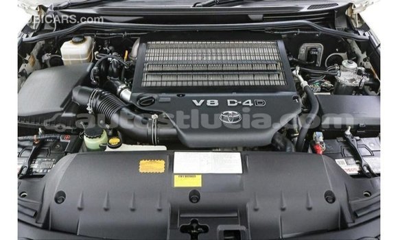 Buy Import Toyota Land Cruiser White Car in Import - Dubai in Anse-la-Raye Buy Import Toyota Land Cruiser White Car in Import - Dubai in Anse-la-Raye
