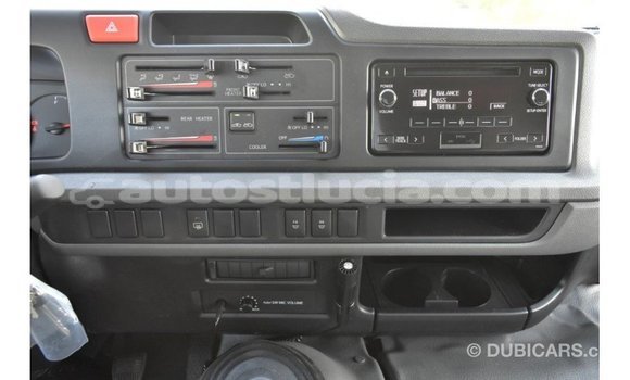 Acheter Import Voiture Toyota Coaster Blanc à Import - Dubai, Anse-la-Raye Acheter Import Voiture Toyota Coaster Blanc à Import - Dubai, Anse-la-Raye