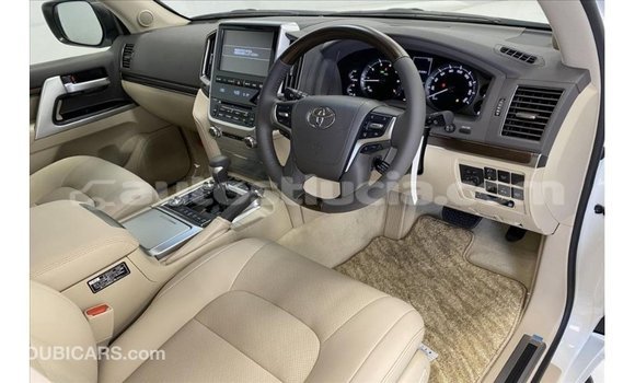 Buy Import Toyota Land Cruiser White Car in Import - Dubai in Anse-la-Raye Buy Import Toyota Land Cruiser White Car in Import - Dubai in Anse-la-Raye