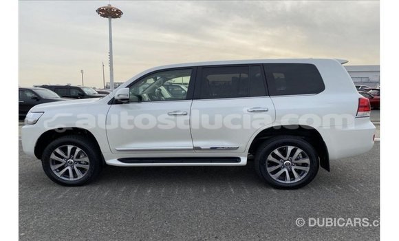 Buy Import Toyota Land Cruiser White Car in Import - Dubai in Anse-la-Raye Buy Import Toyota Land Cruiser White Car in Import - Dubai in Anse-la-Raye