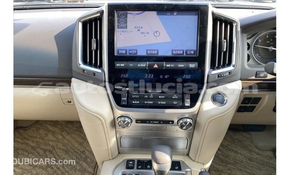Buy Import Toyota Land Cruiser White Car in Import - Dubai in Anse-la-Raye Buy Import Toyota Land Cruiser White Car in Import - Dubai in Anse-la-Raye