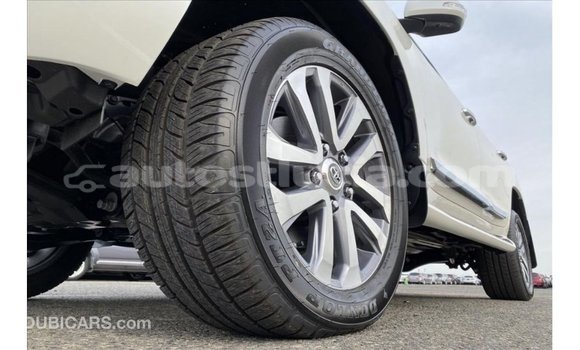 Buy Import Toyota Land Cruiser White Car in Import - Dubai in Anse-la-Raye Buy Import Toyota Land Cruiser White Car in Import - Dubai in Anse-la-Raye