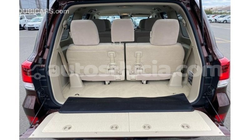 Big with watermark toyota land cruiser anse la raye import dubai 3071